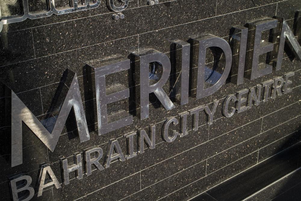 Le Meridien City Centre Bahrain Manama Exterior foto Meridian logo