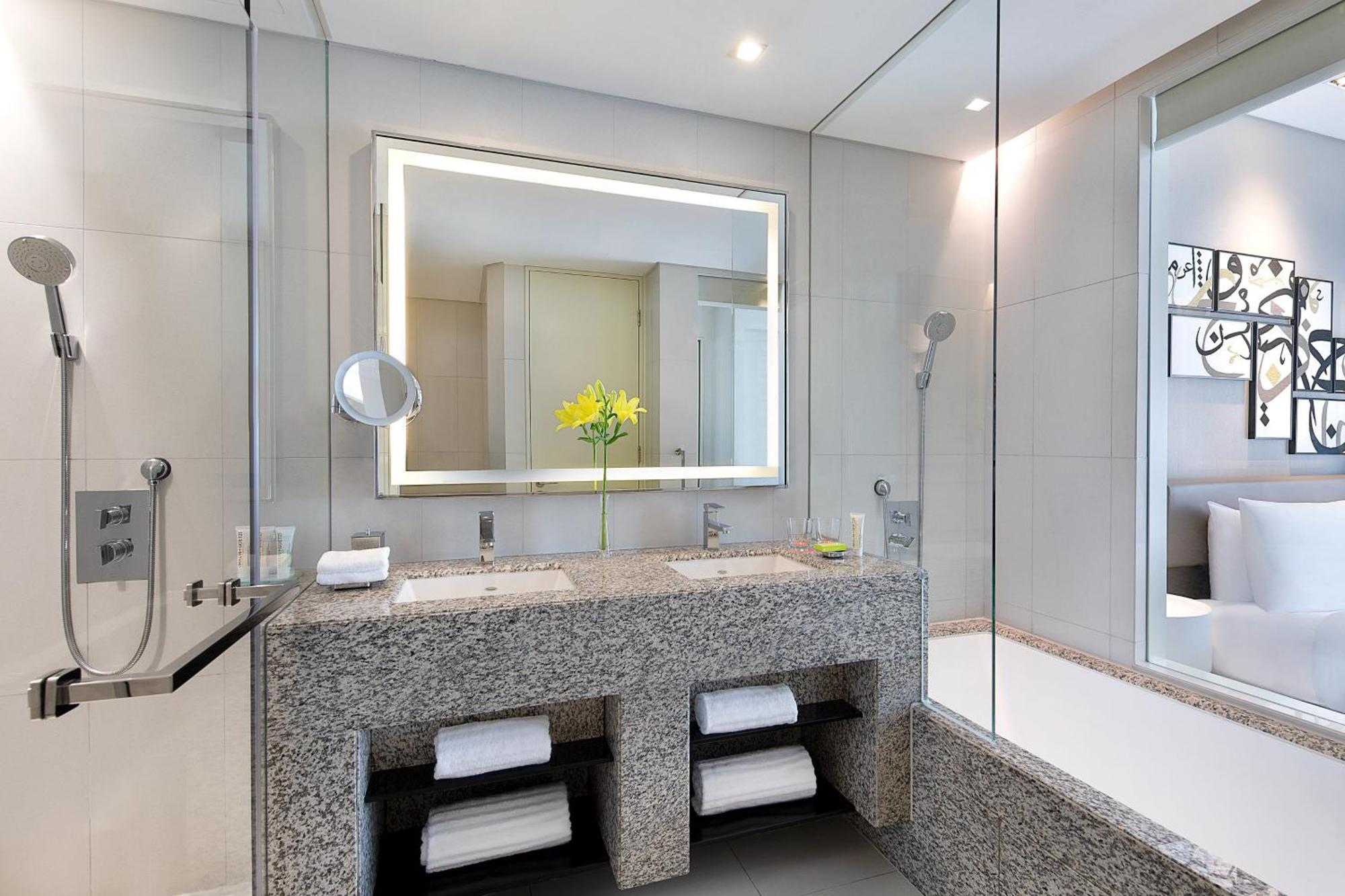 Le Meridien City Centre Bahrain Manama Exterior foto Bathroom